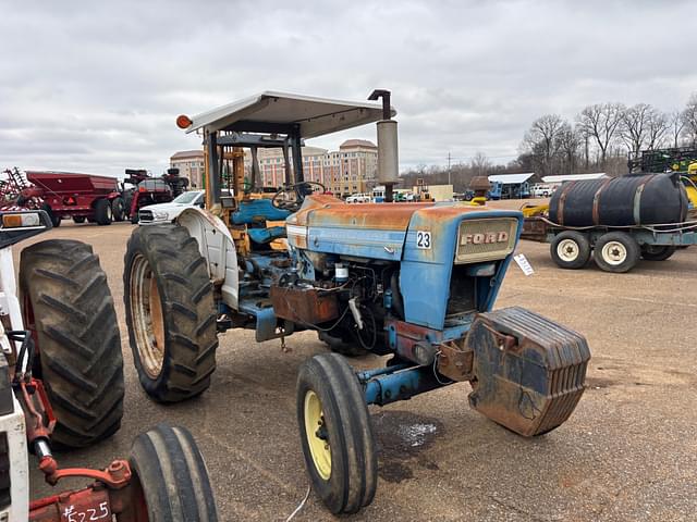 Image of Ford 5000 equipment image 2