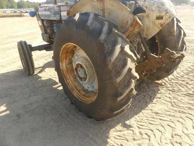 Image of Ford 5000 equipment image 4