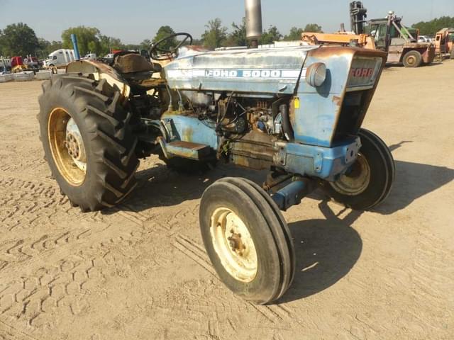 Image of Ford 5000 equipment image 1