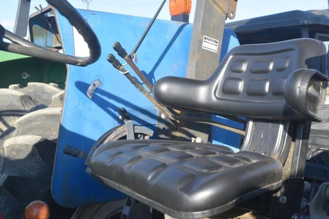 Image of Ford 5030 equipment image 4