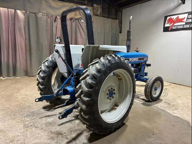 Image of Ford 5030 equipment image 4