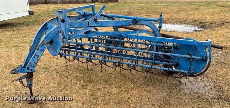 SOLD - Ford 513 Lot No. OD9898 Hay and Forage with 9 ft | Tractor Zoom