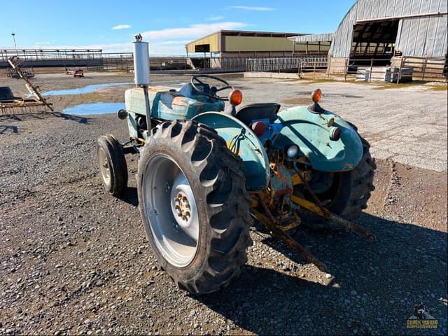 Image of Ford 531 equipment image 2