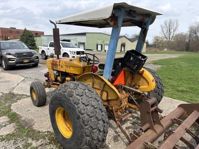 Image of Ford 531 equipment image 2