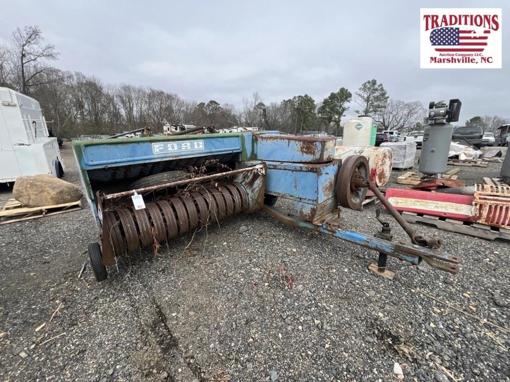 Ford 532 Equipment Image0