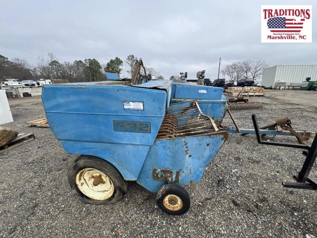 Image of Ford 532 Image 1