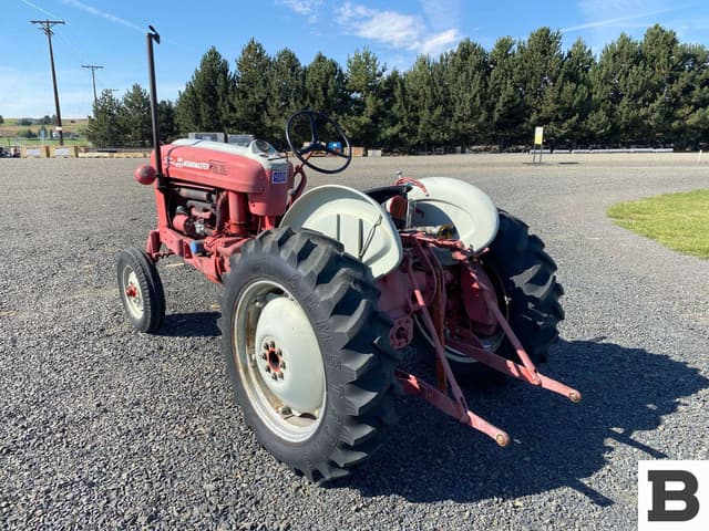 Image of Ford 541 equipment image 3