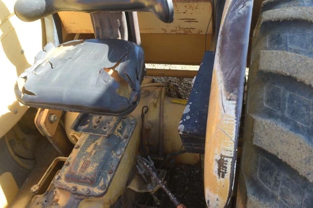 Image of Ford 545C equipment image 4