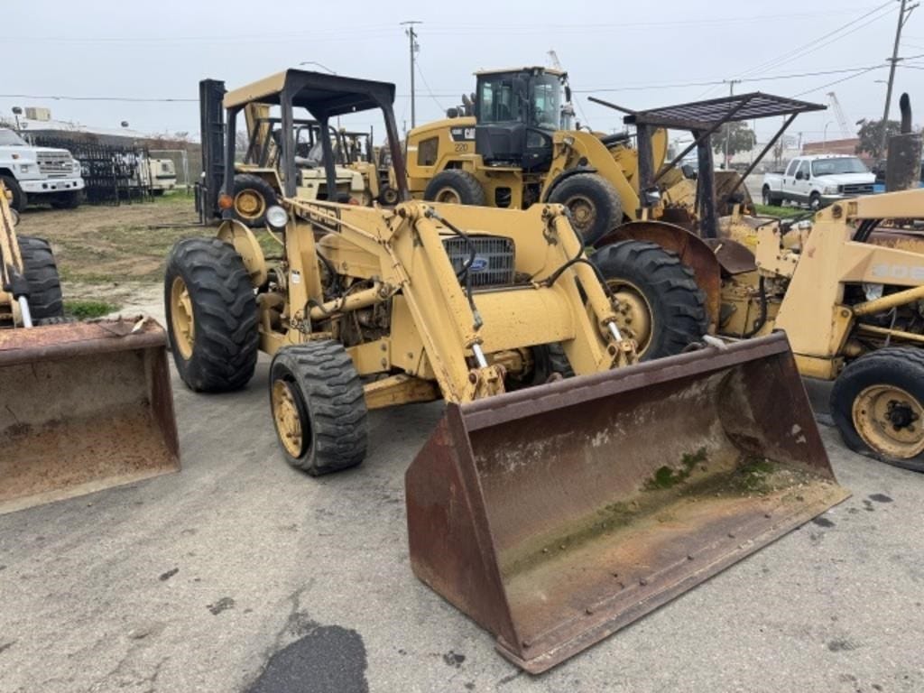 Ford 545C Equipment Image0