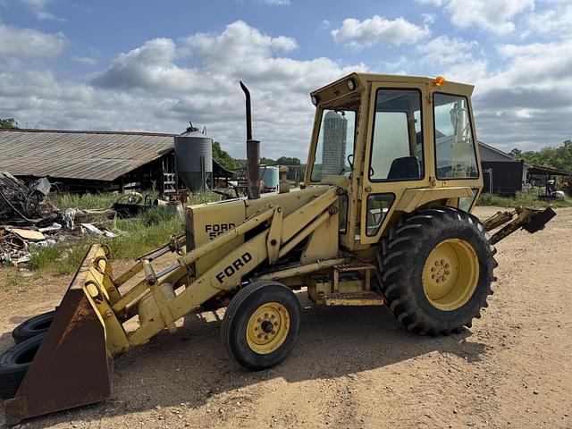 Image of Ford 550 equipment image 1