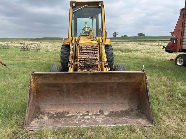 Image of Ford 550 equipment image 1