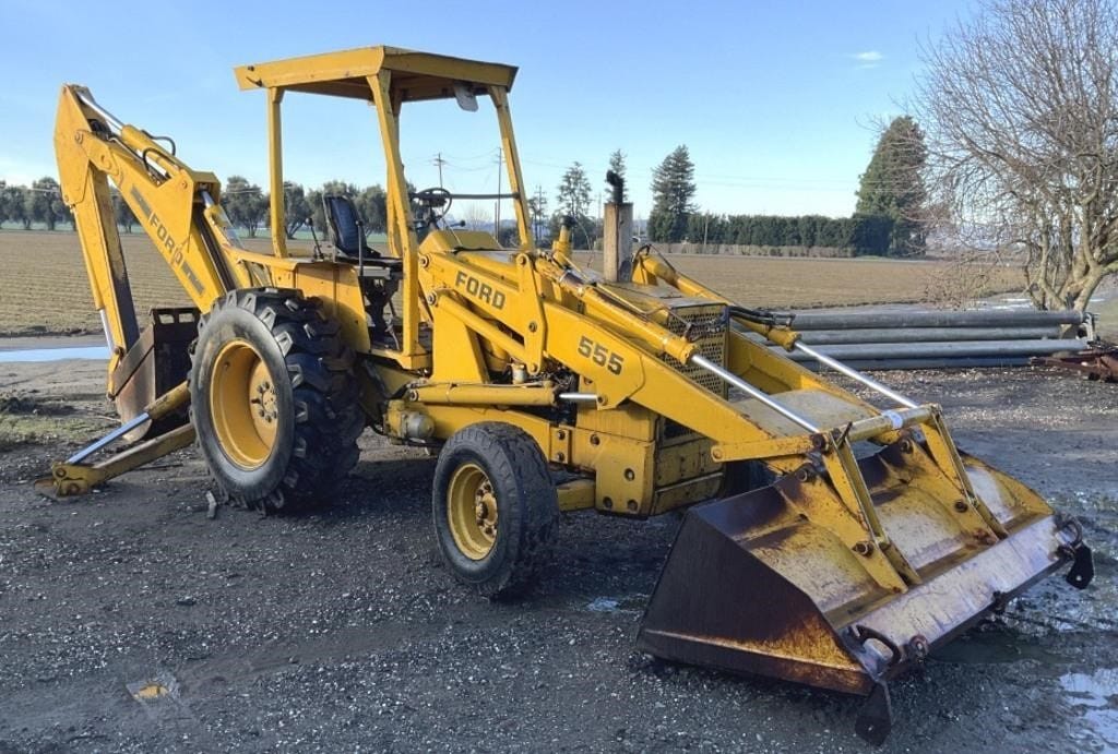 Ford 555 Equipment Image0