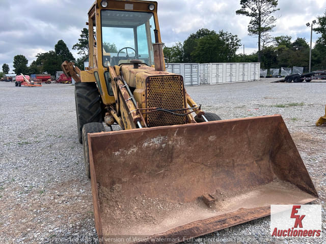 Image of Ford 555 equipment image 3