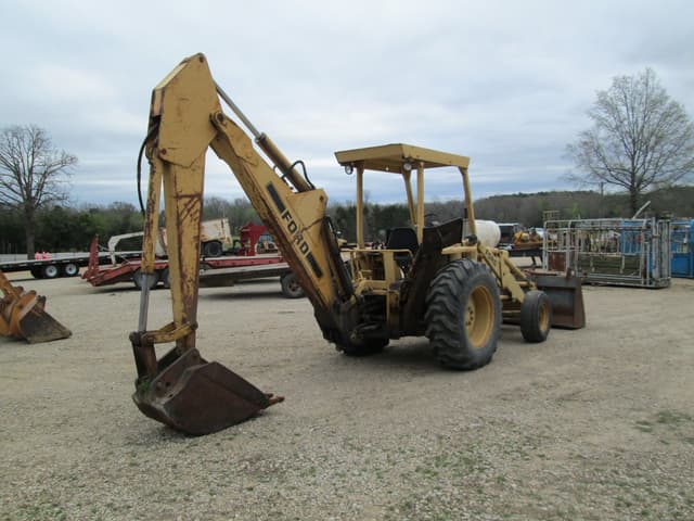 Image of Ford 555 equipment image 2