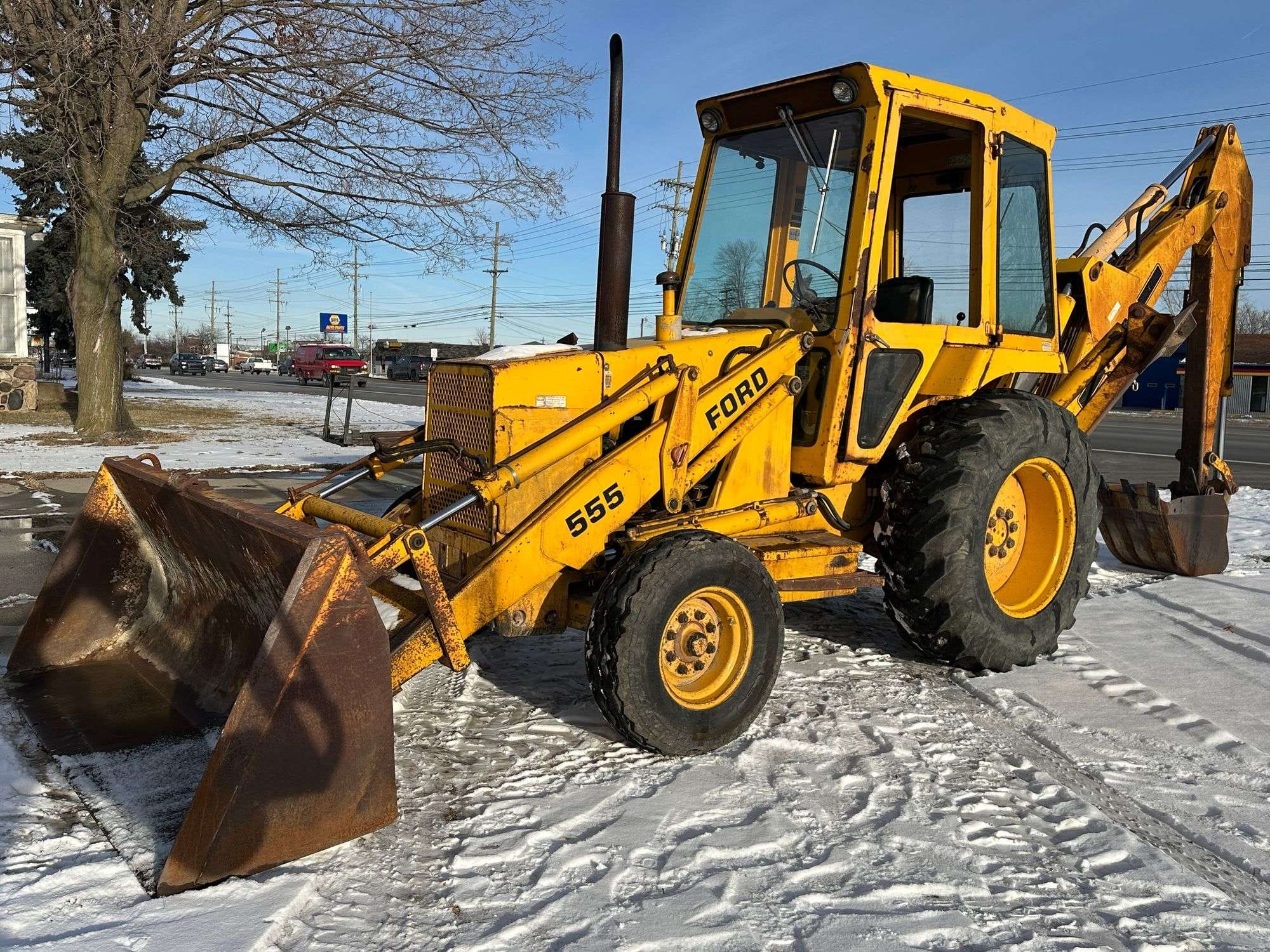 Ford 555 Equipment Image0