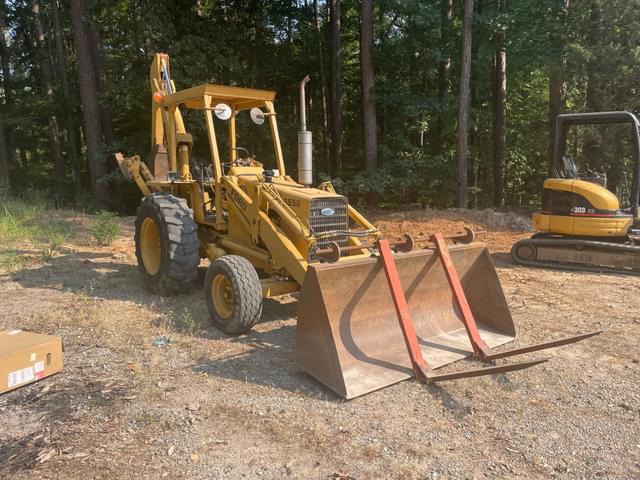 Image of Ford 555B equipment image 1