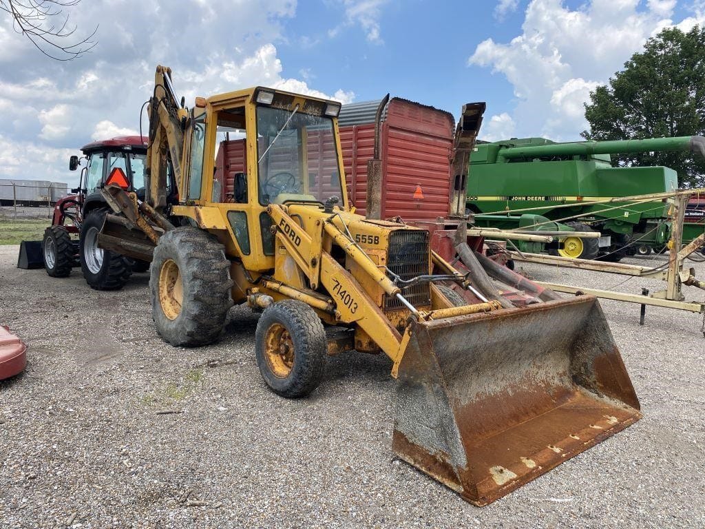 Ford 555B Equipment Image0