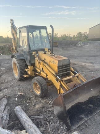 Main image Ford 555C