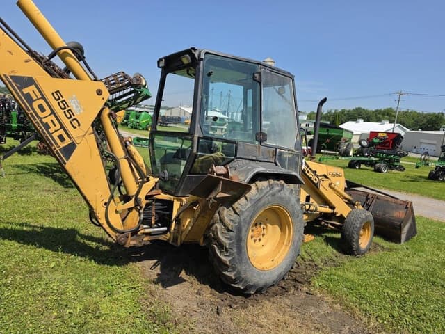 Image of Ford 555C equipment image 4