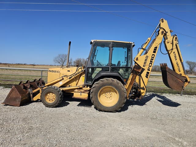 Image of Ford 555D equipment image 1