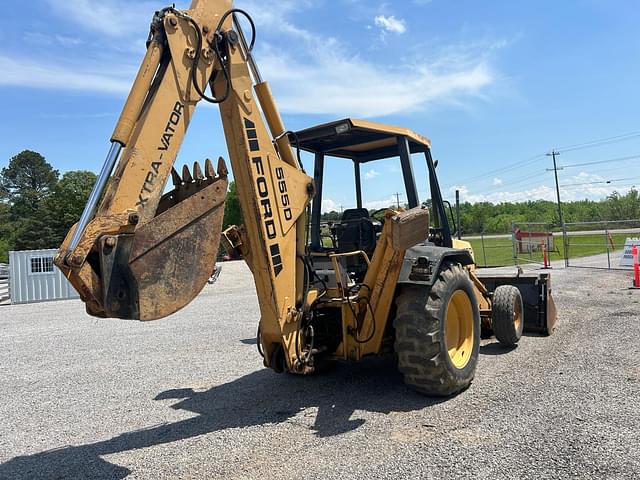 Image of Ford 555D equipment image 1