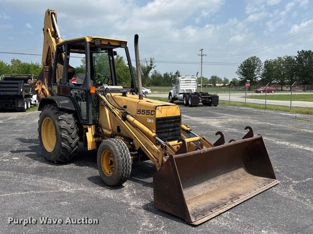 Image of Ford 555D equipment image 2