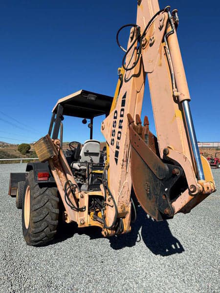 Image of Ford 555D equipment image 3