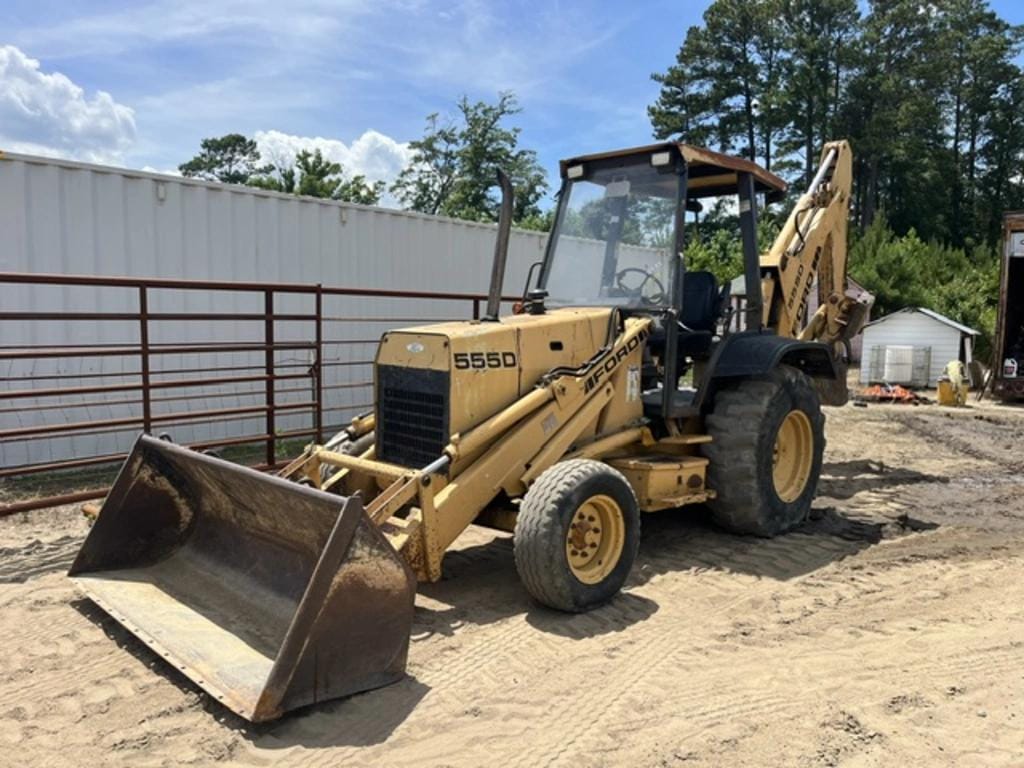 Ford 555D Equipment Image0