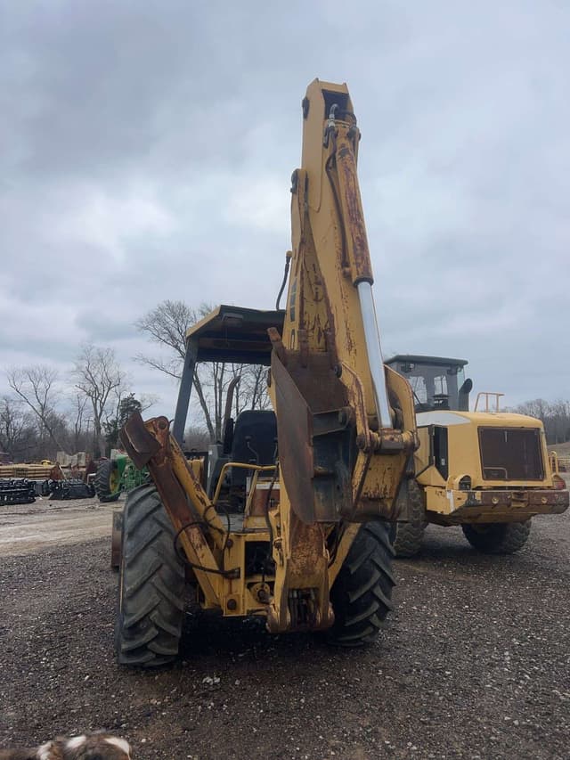 Image of Ford 555D equipment image 2