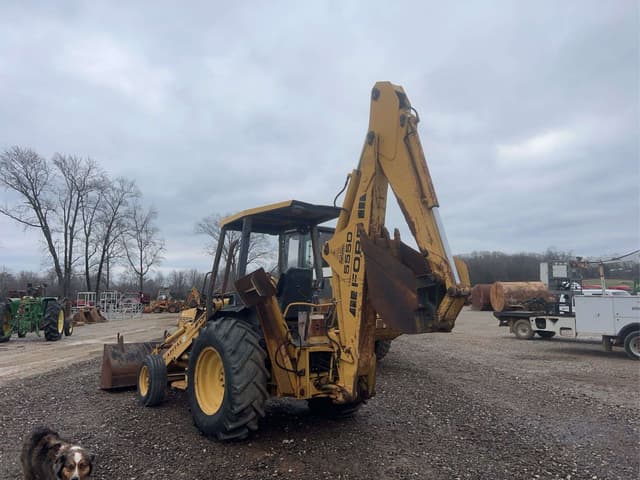 Image of Ford 555D equipment image 1