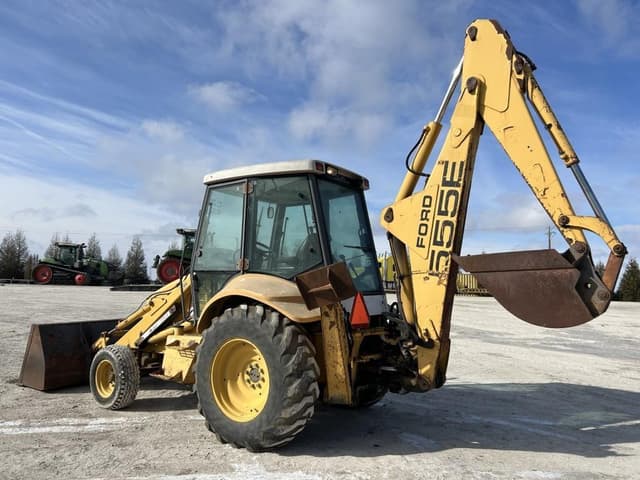 Image of Ford 555E equipment image 4
