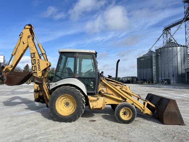 Image of Ford 555E equipment image 3