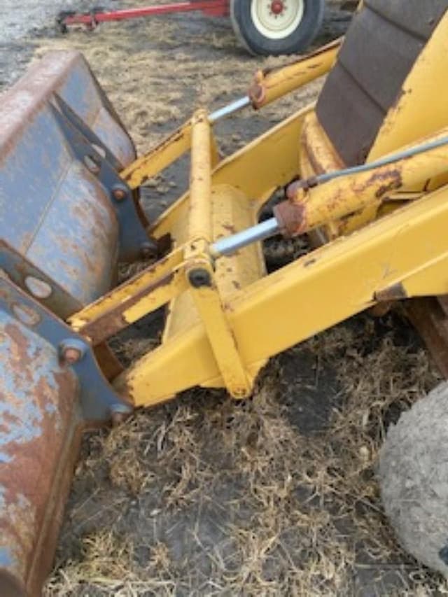 Image of Ford 555E equipment image 1