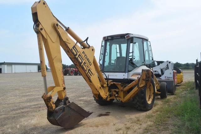 Image of Ford 555E equipment image 2