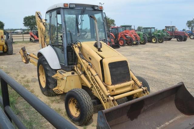 Image of Ford 555E equipment image 3