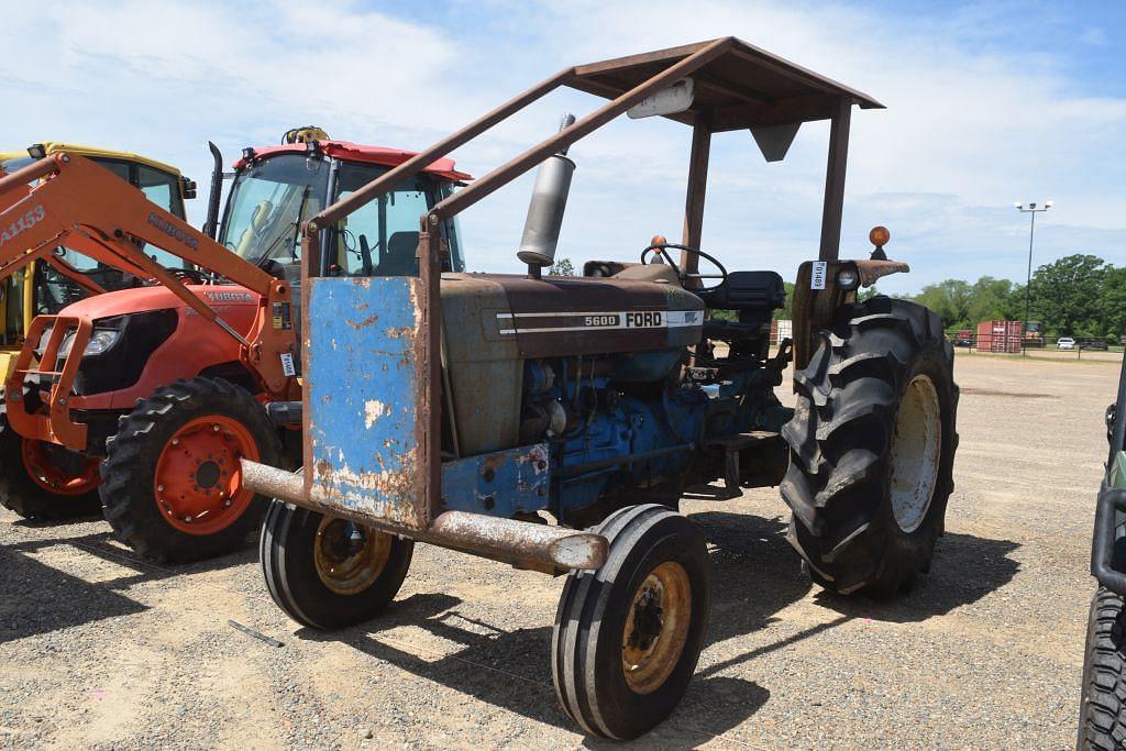 Image of Ford 5600 Primary image