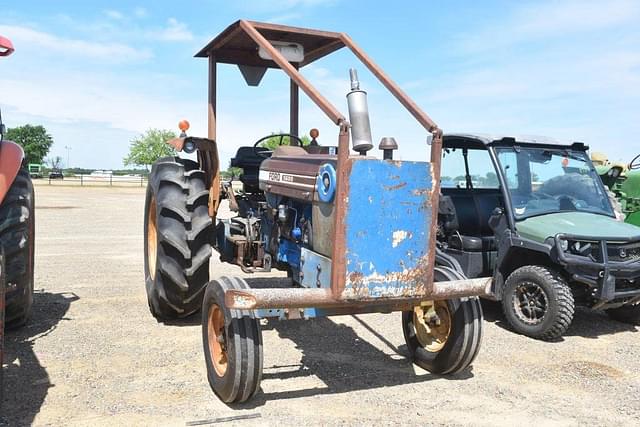Image of Ford 5600 equipment image 3