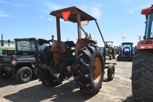 Image of Ford 5600 equipment image 2