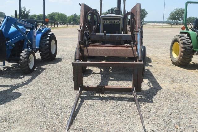 Image of Ford 5600 equipment image 4