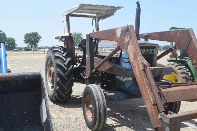 Image of Ford 5600 equipment image 3