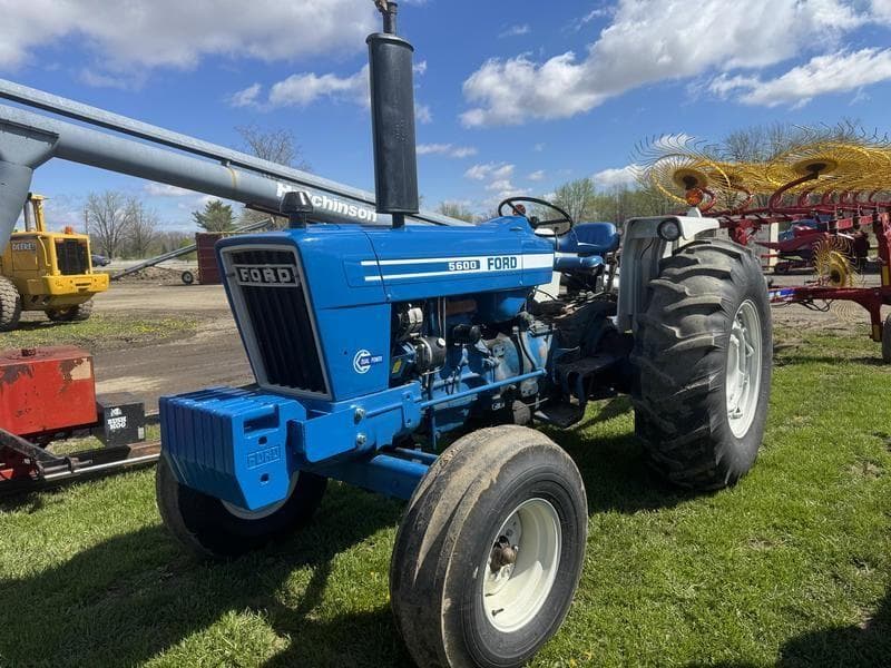 Image of Ford 5600 Primary image