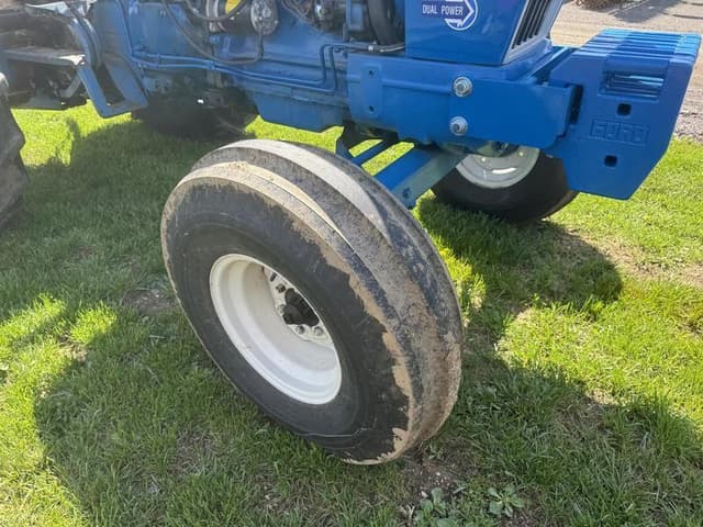 Image of Ford 5600 equipment image 4