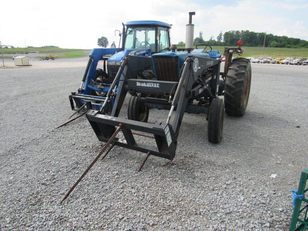 Main image Ford 5600