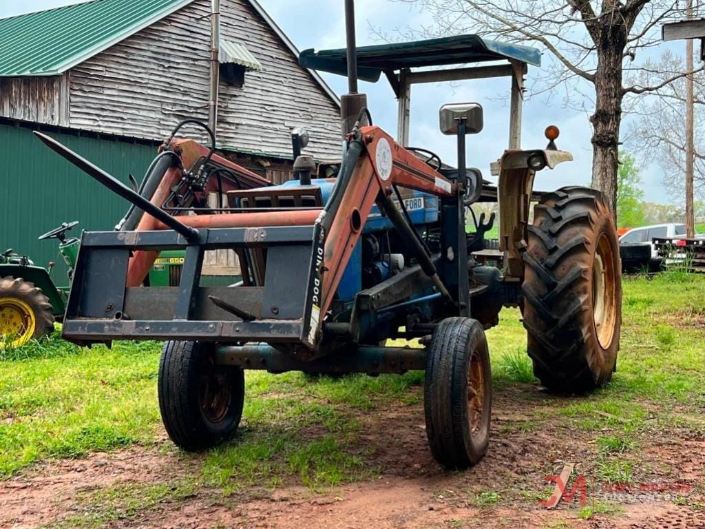 Main image Ford 5600