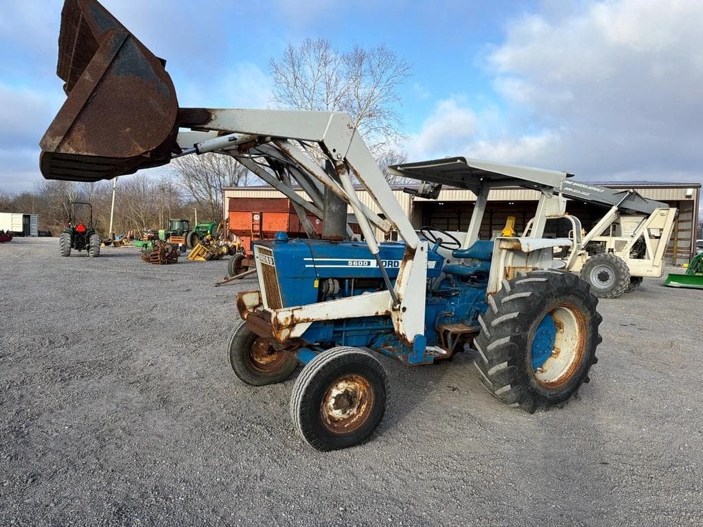 Image of Ford 5600 Primary image