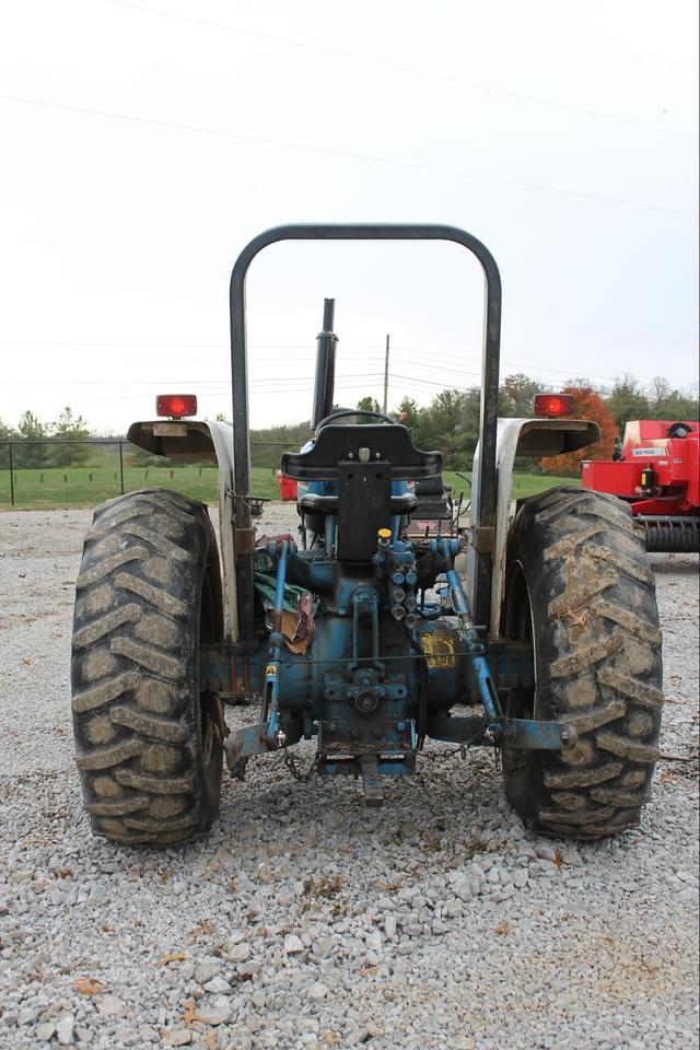 Image of Ford 5610 equipment image 3