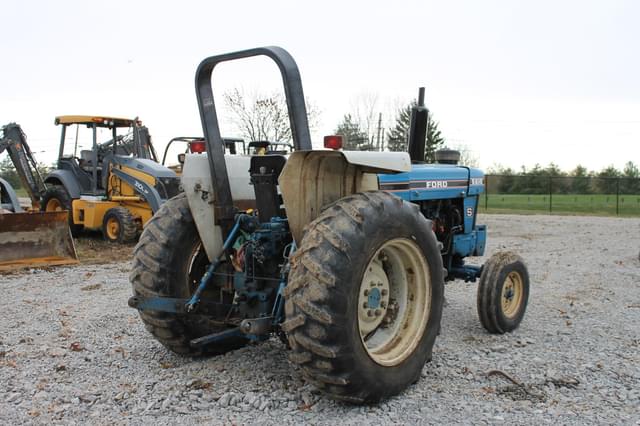 Image of Ford 5610 equipment image 4