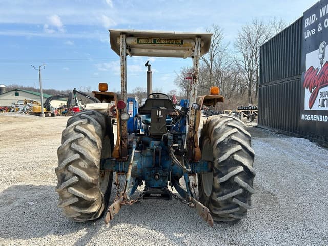 Image of Ford 5610 equipment image 2