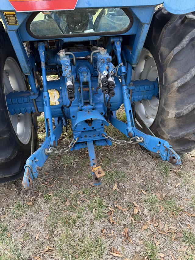 Image of Ford 5610 equipment image 3