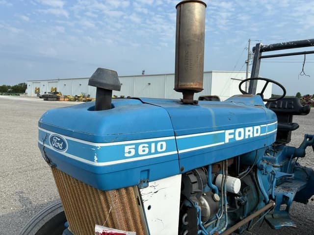 Image of Ford 5610 equipment image 3